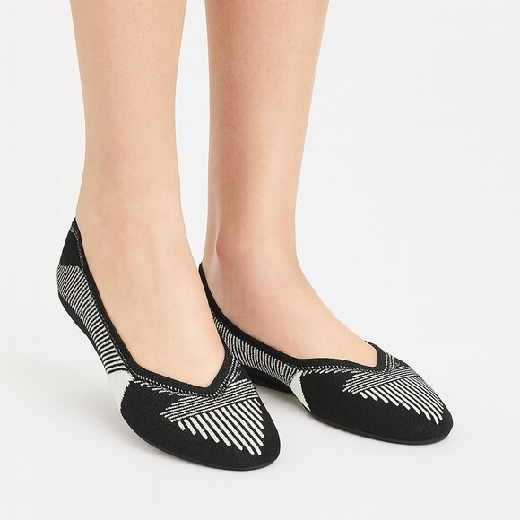 Rothy's Black and White Flat Shows Size 9 - Picture 1 of 9